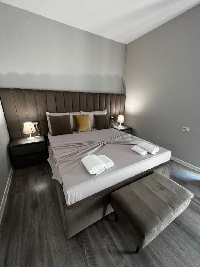 Bejart Apartment 1 ティラナ エクステリア 写真