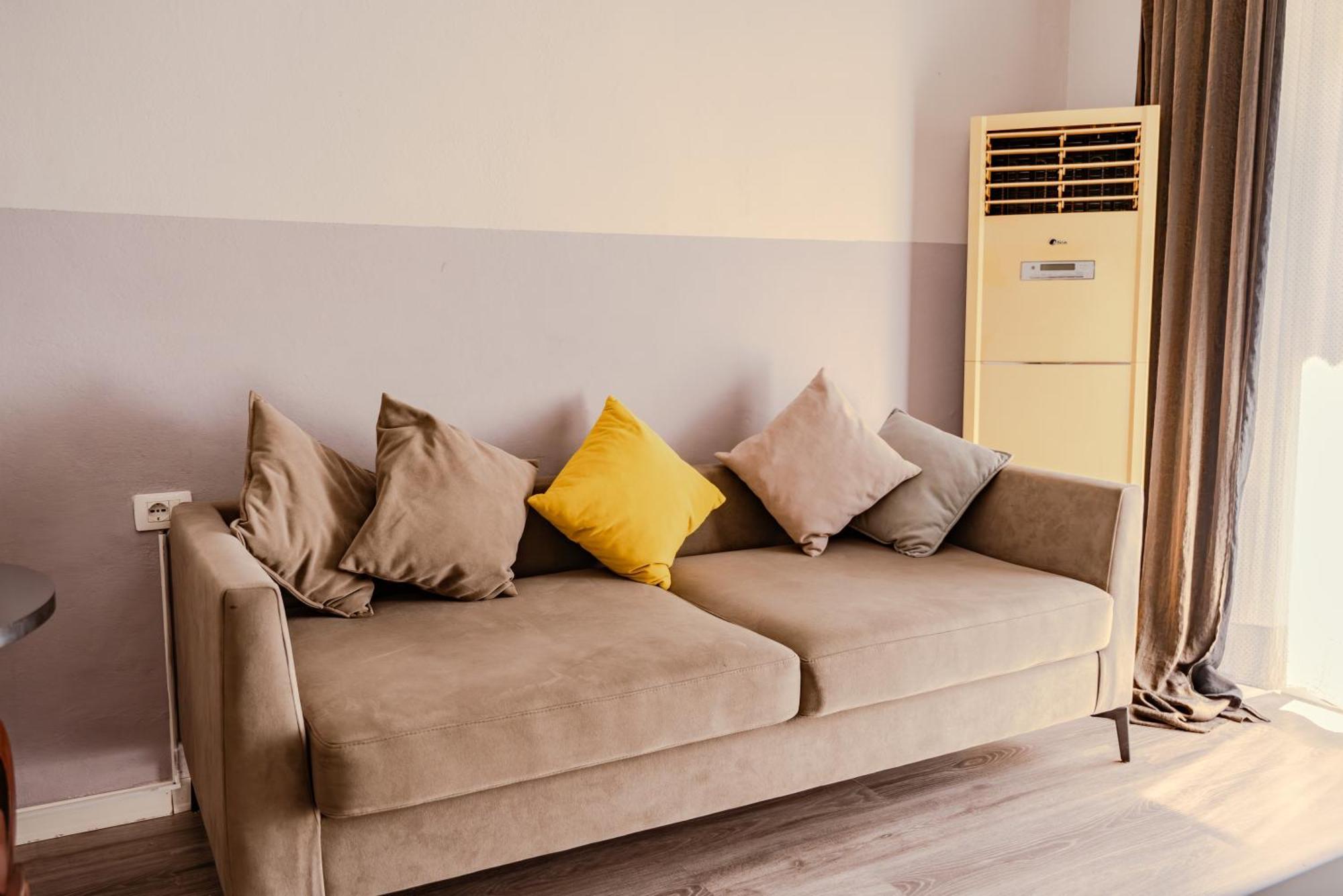 Bejart Apartment 1 ティラナ エクステリア 写真