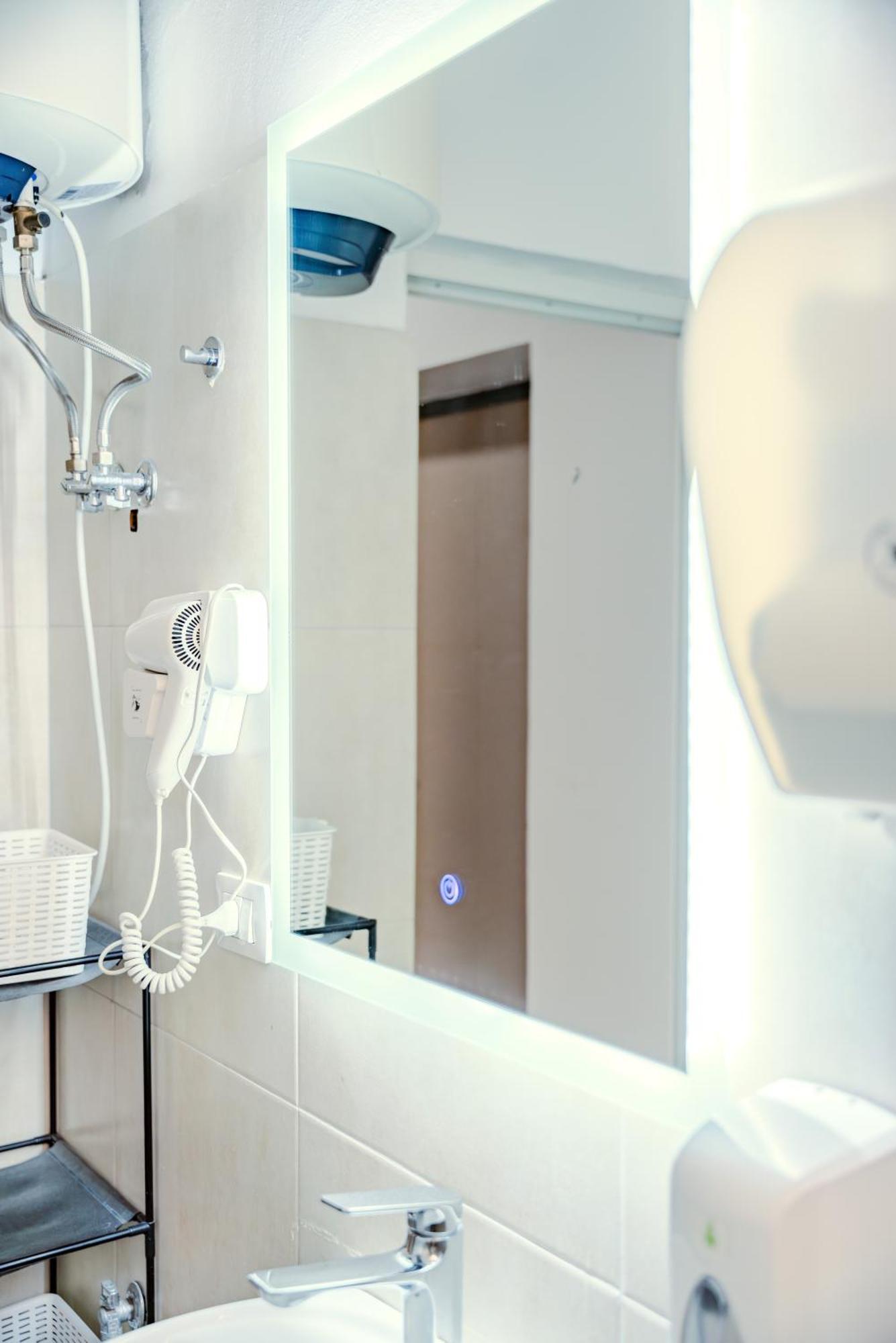 Bejart Apartment 1 ティラナ エクステリア 写真